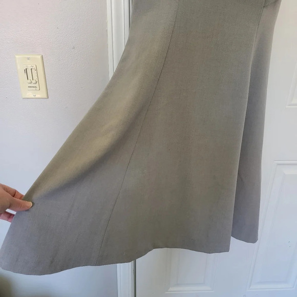 Calvin Klein Gray Sleeveless Dress Shoulder Ruffle A Line Back Zip Size 8 - Picture 4 of 12